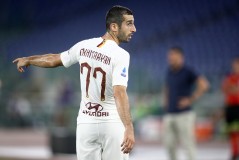 安东尼·格列兹曼2亿欧转会马德里竞技，告别巴塞罗那开启新篇章