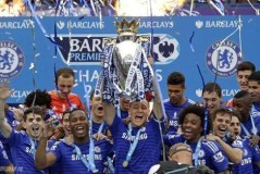 热刺3-0完胜西汉姆，范德文闪耀全场，战术调整显奇效