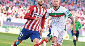 欧冠激战：费尔明闪亮远射，球队战术智慧与团队执行力完美展现